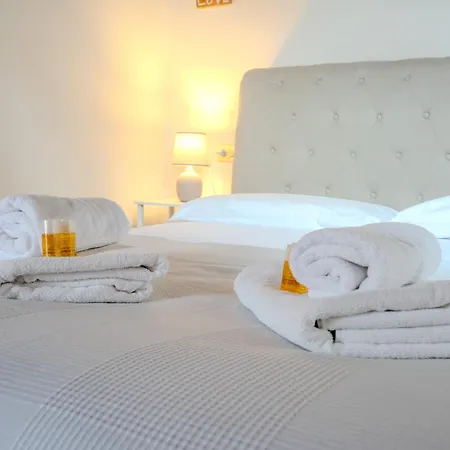 Apartment Caseospitali - Casa Acqua E Cielo, Nido Sul Naviglio Martesana